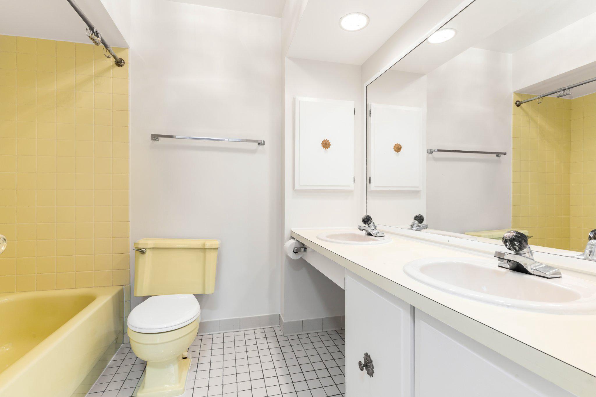 12605 Cedarbrook Lane Laurel, MD 20708 - Photo 17 of 28 Full Bath