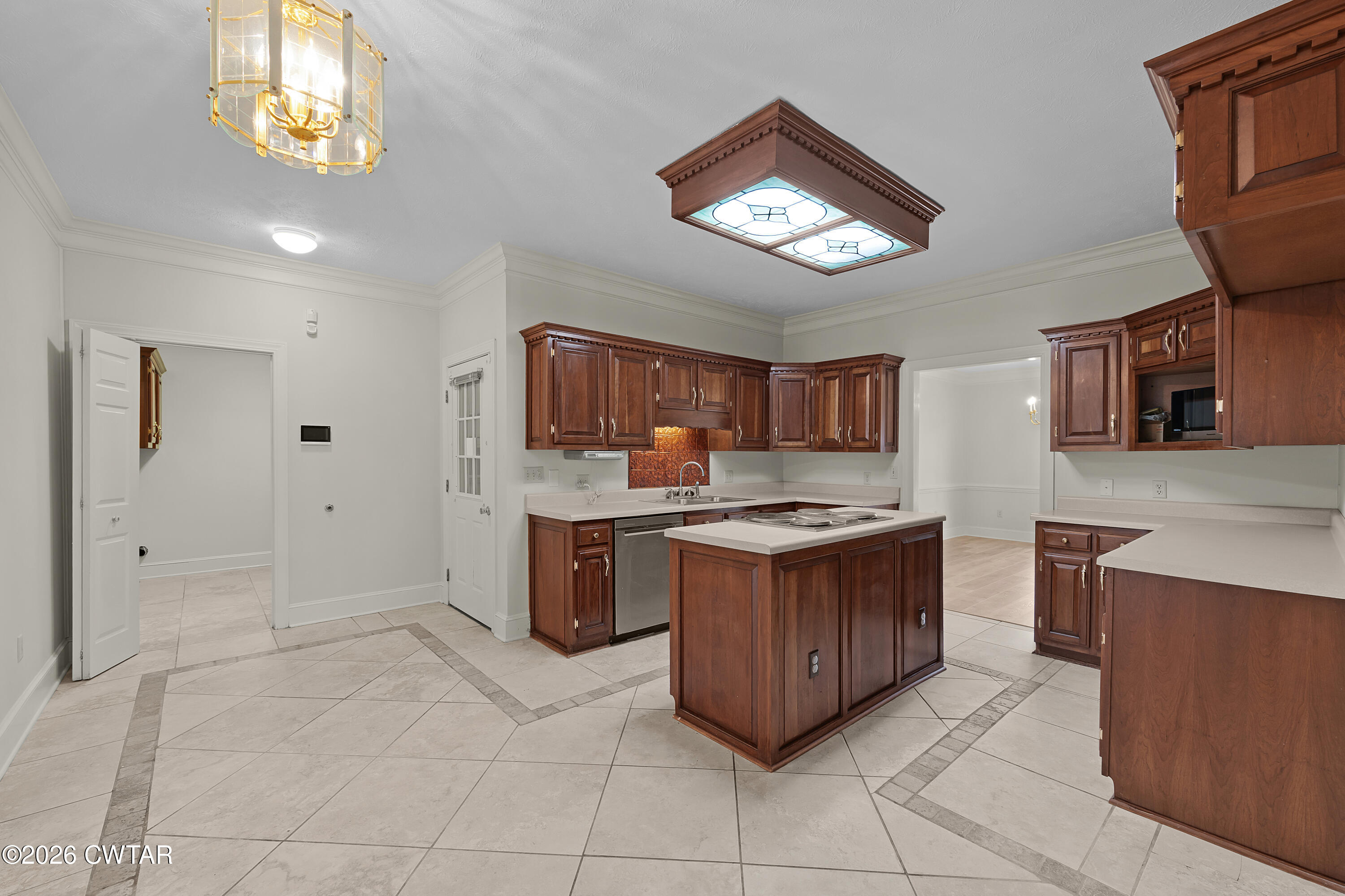290 Redfield Drive Jackson, TN 38305 - Photo 12 of 29 EN4A4442
