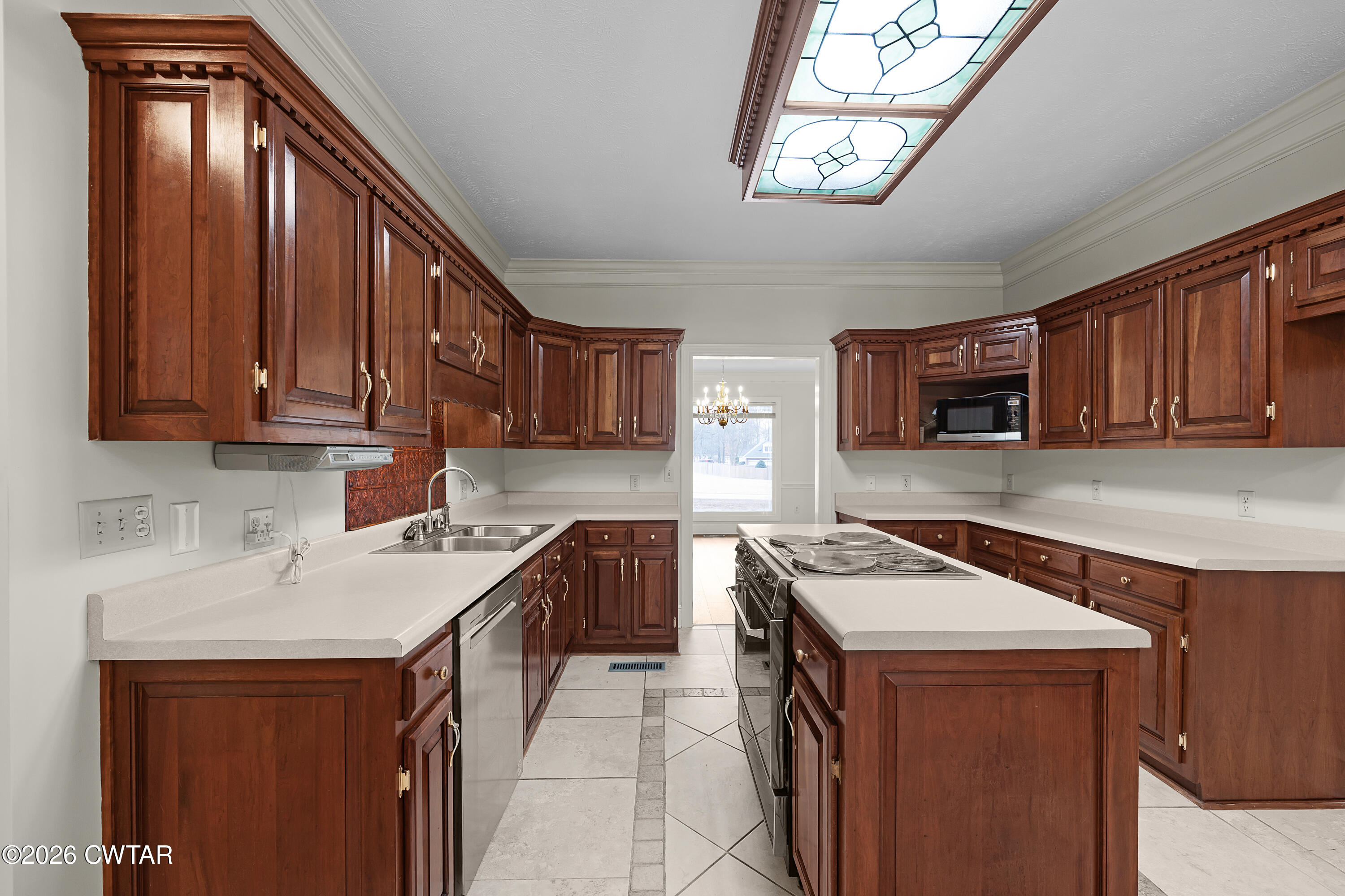 290 Redfield Drive Jackson, TN 38305 - Photo 13 of 29 EN4A4447