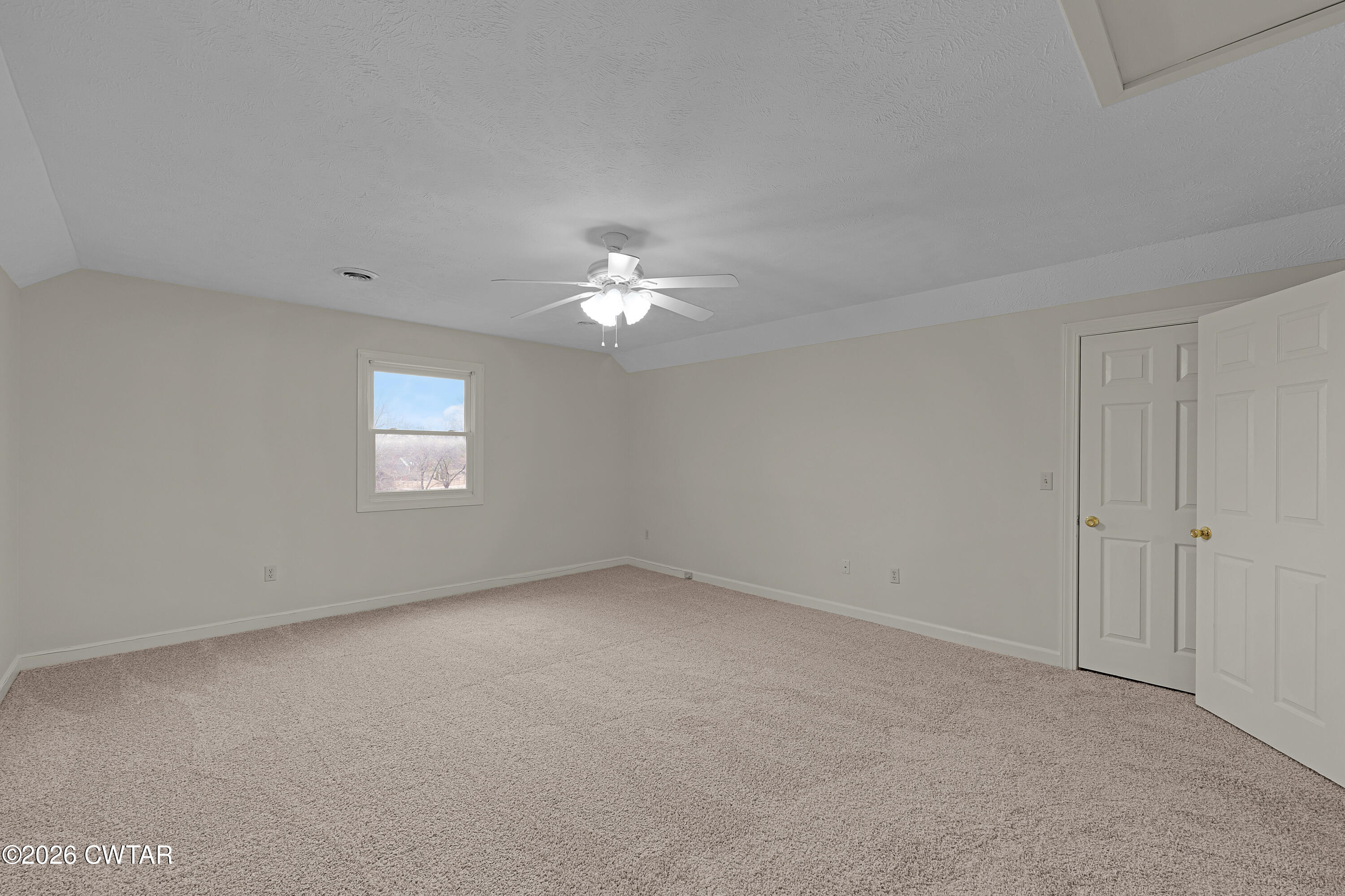 290 Redfield Drive Jackson, TN 38305 - Photo 24 of 29 EN4A4537