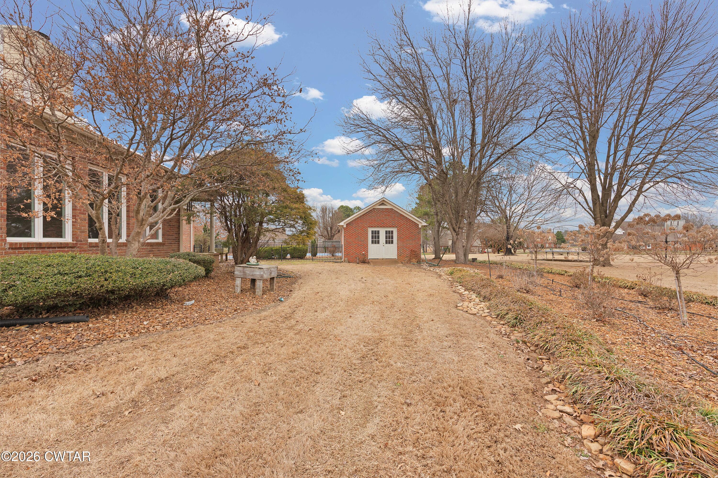 290 Redfield Drive Jackson, TN 38305 - Photo 25 of 29 EN4A4378