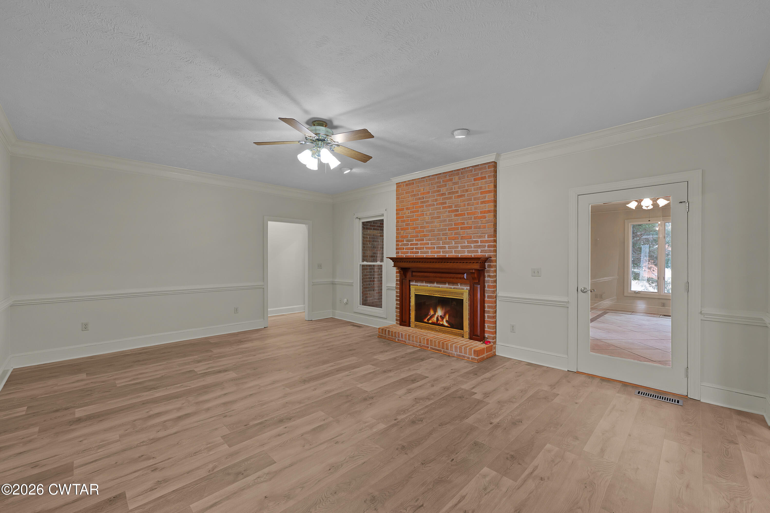 290 Redfield Drive Jackson, TN 38305 - Photo 5 of 29 EN4A4492
