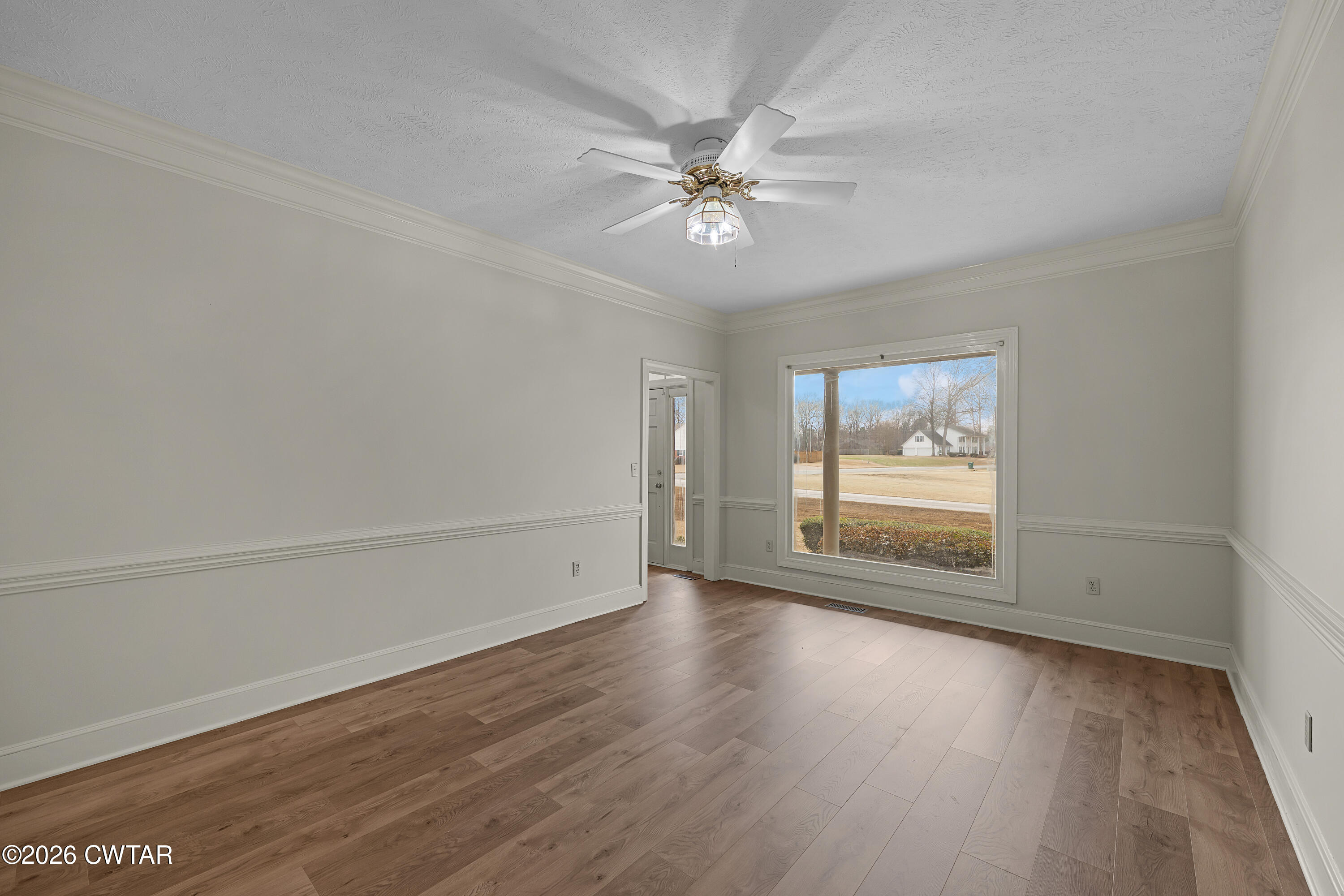 290 Redfield Drive Jackson, TN 38305 - Photo 7 of 29 EN4A4417