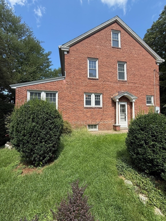 39 Hillside Road Northampton, MA 01060 - Photo 34 of 39 Gallery Image 34