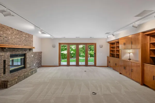 $2,990,000 | 9550 Foxford Road, Chanhassen, MN 55317
