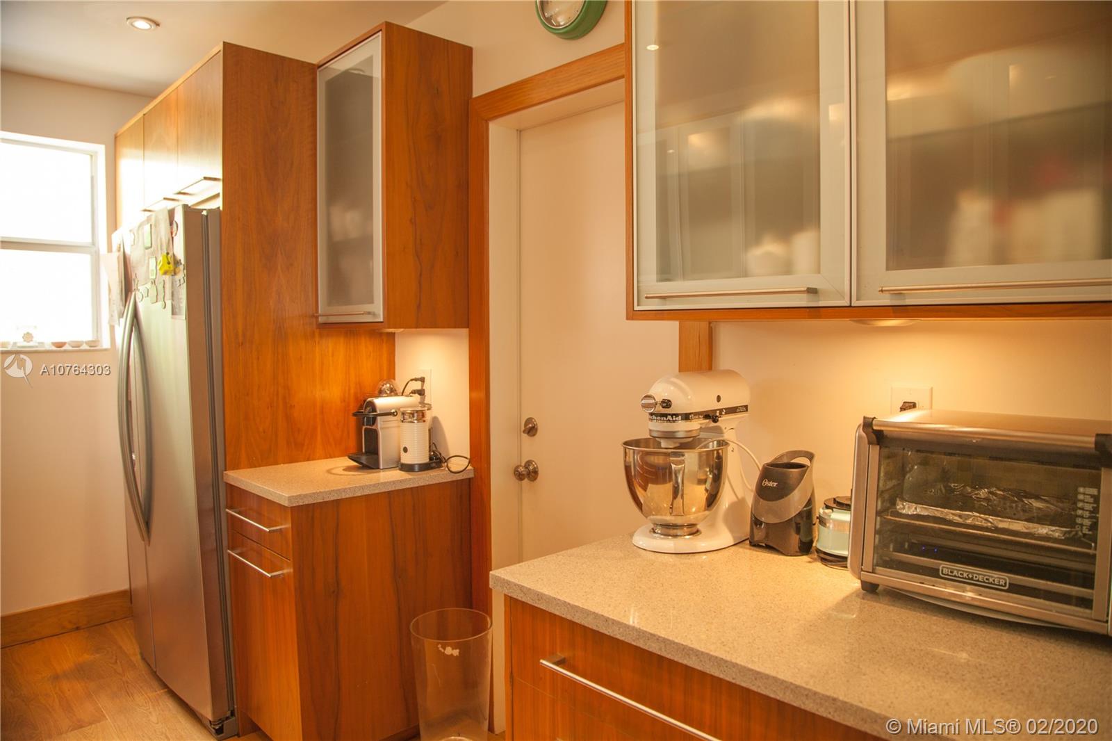 910 Bay Drive, Unit 16 Miami Beach, FL 33141 - Photo 13 of 34