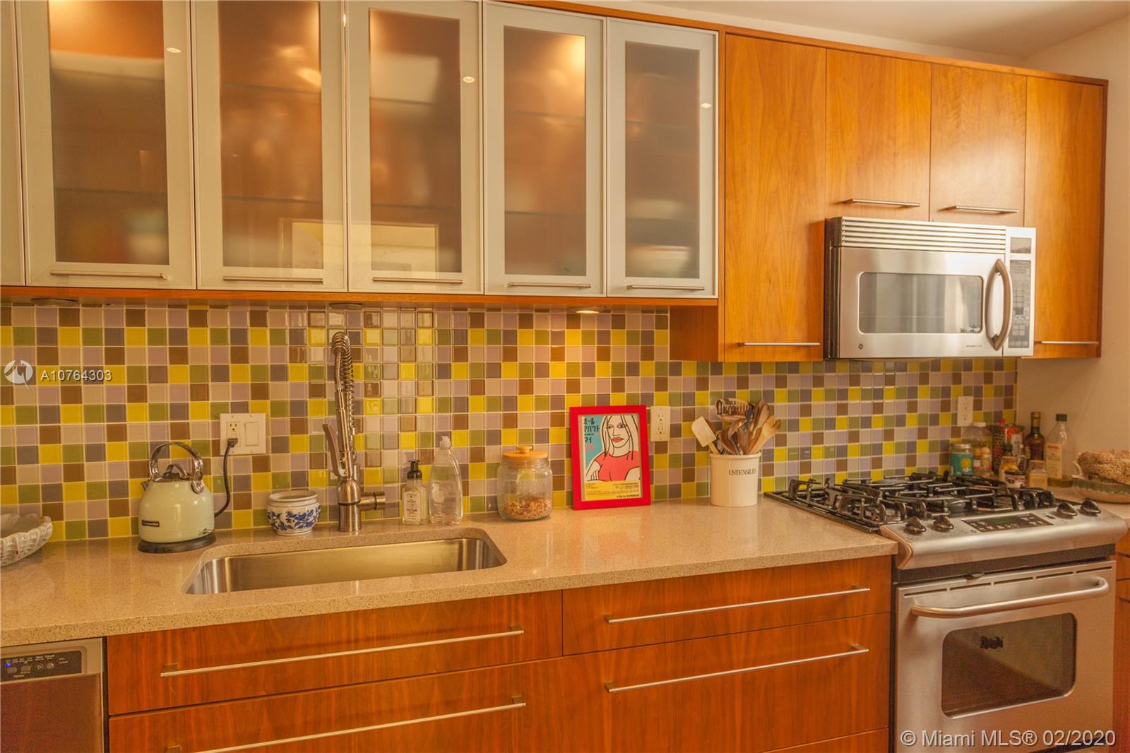 910 Bay Drive, Unit 16 Miami Beach, FL 33141 - Photo 4 of 34