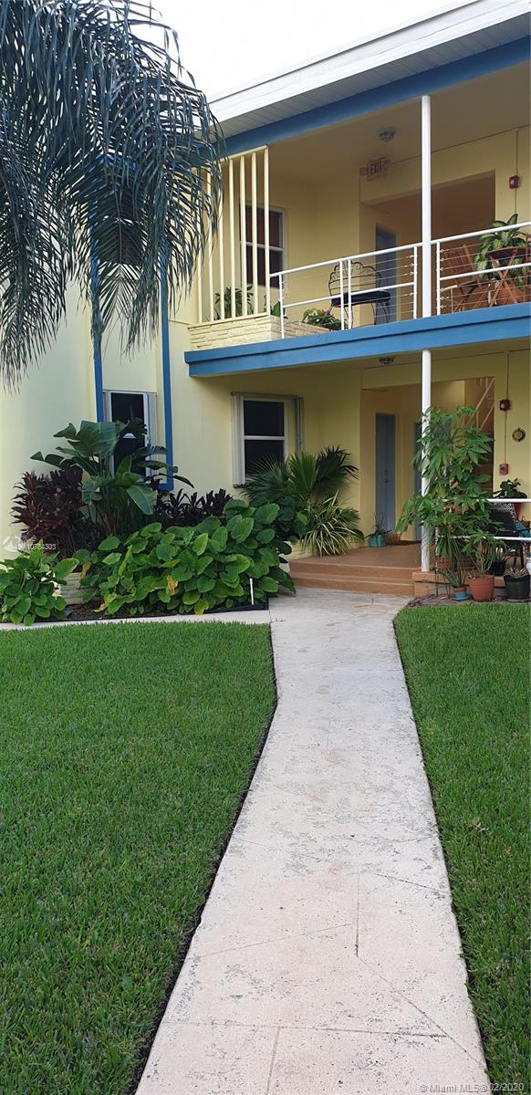 910 Bay Drive, Unit 16 Miami Beach, FL 33141 - Photo 31 of 34