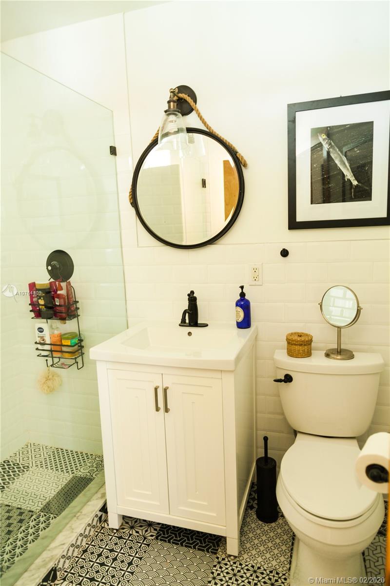 910 Bay Drive, Unit 16 Miami Beach, FL 33141 - Photo 5 of 34