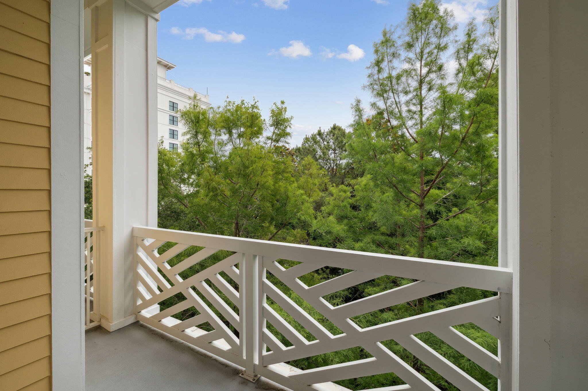9300 Baytowne Wharf Boulevard, Unit 523 Miramar Beach, FL 32550 - Photo 2 of 61 1 Balcony