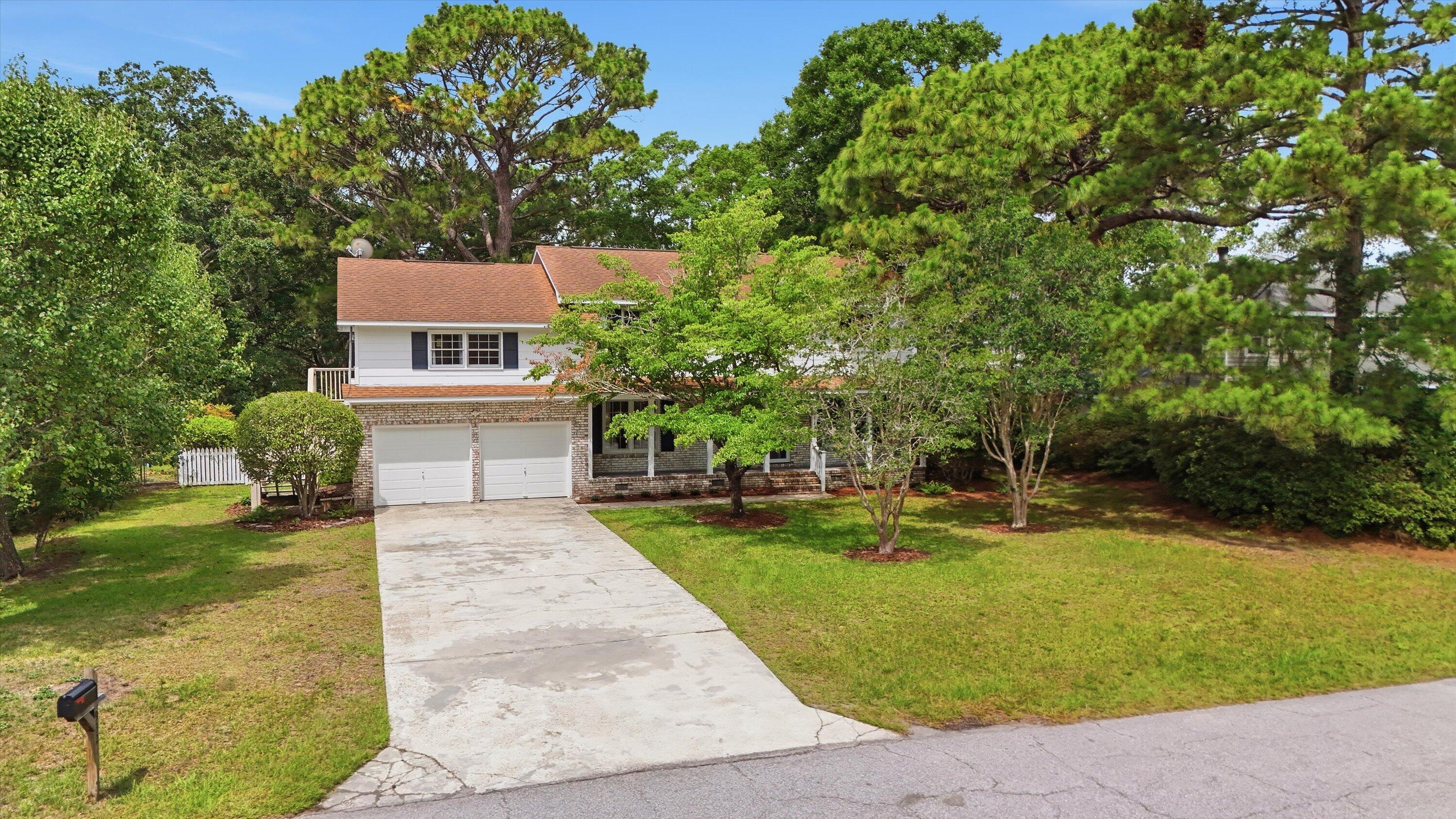 932 Tall Pine Road Mount Pleasant, SC 29464 - Photo 4 of 32