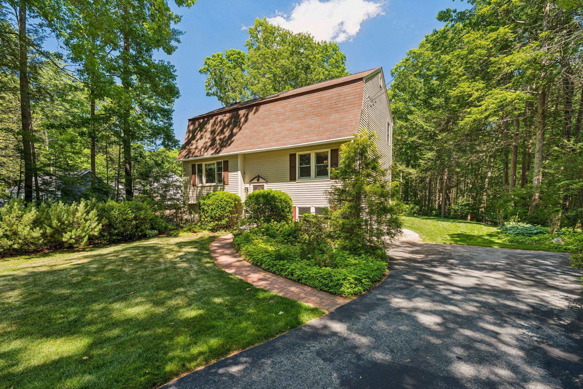 29 Wild Pasture Road Kensington, NH 03833 - Photo 2 of 32