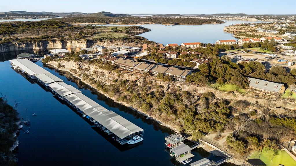 1013 Harbor View Drive Strawn, TX 76475 - Photo 10 of 38