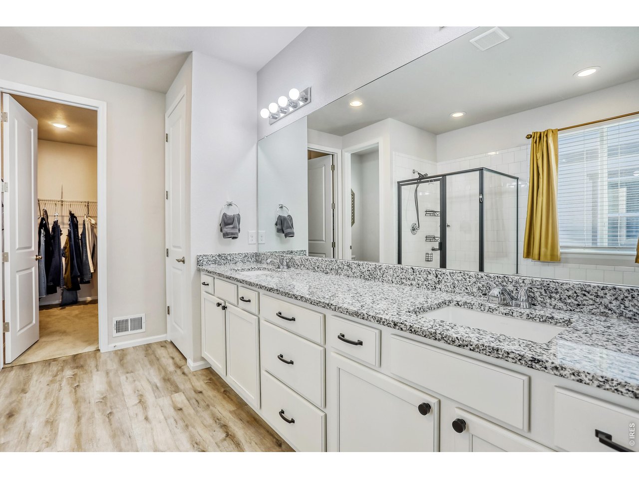 7154 Howell Street Arvada, CO 80004 - Photo 15 of 36 Primary Bathroom Luxury 5-Piece