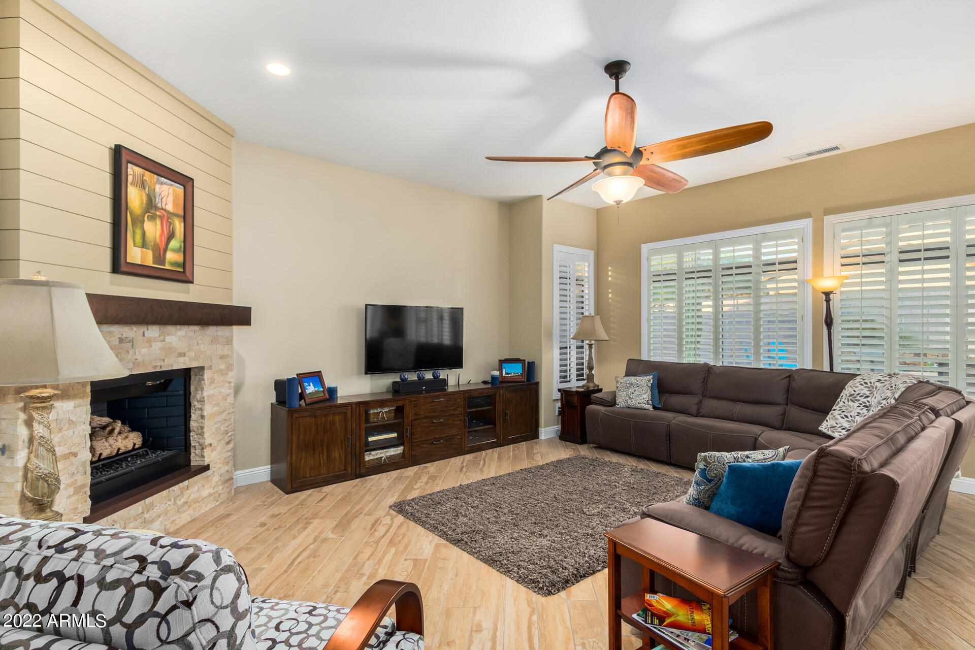 4502 East Swilling Road Phoenix, AZ 85050 - Photo 12 of 83 12 - Swilling