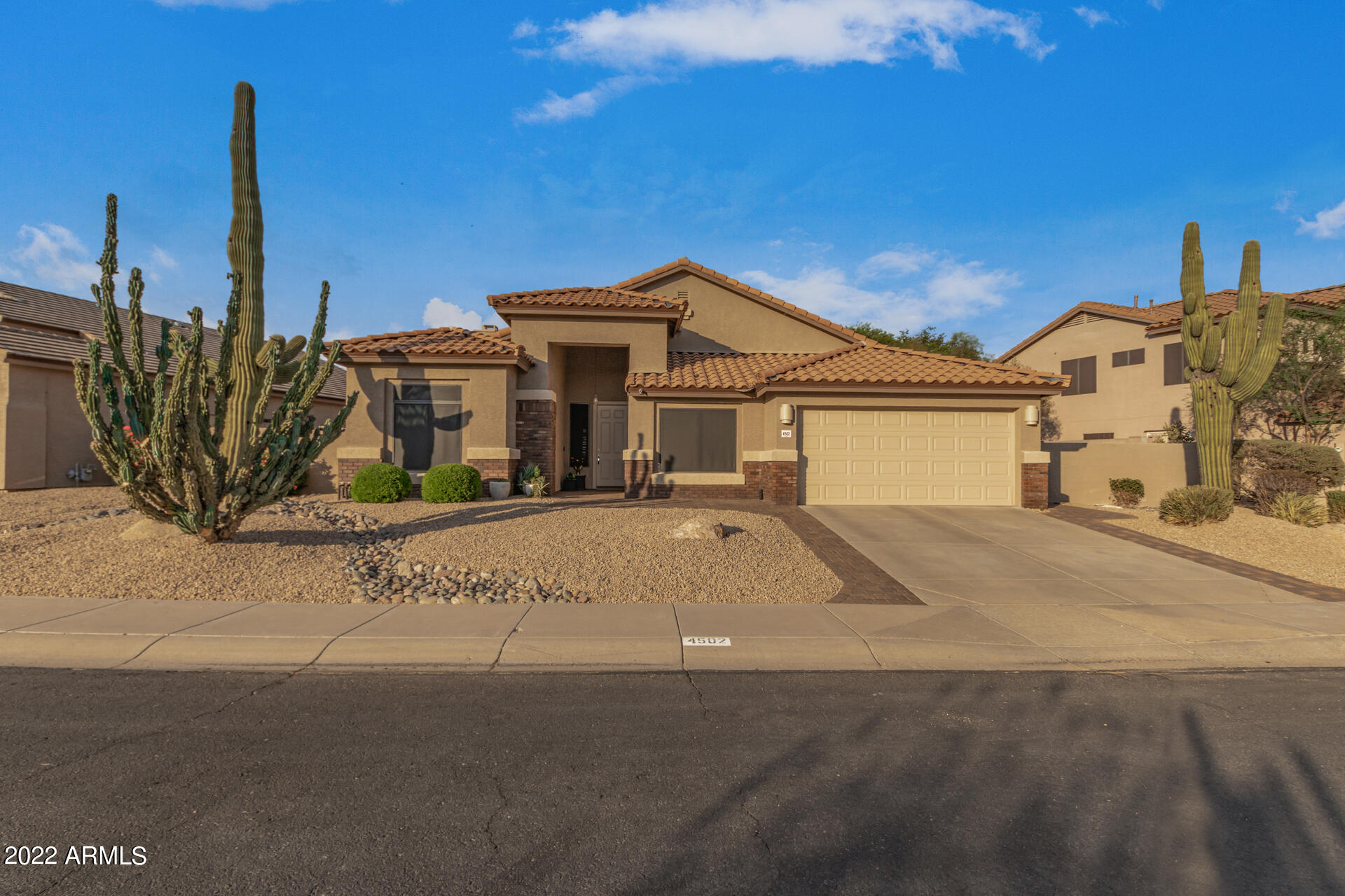 4502 East Swilling Road Phoenix, AZ 85050 - Photo 6 of 83 6 - Swilling