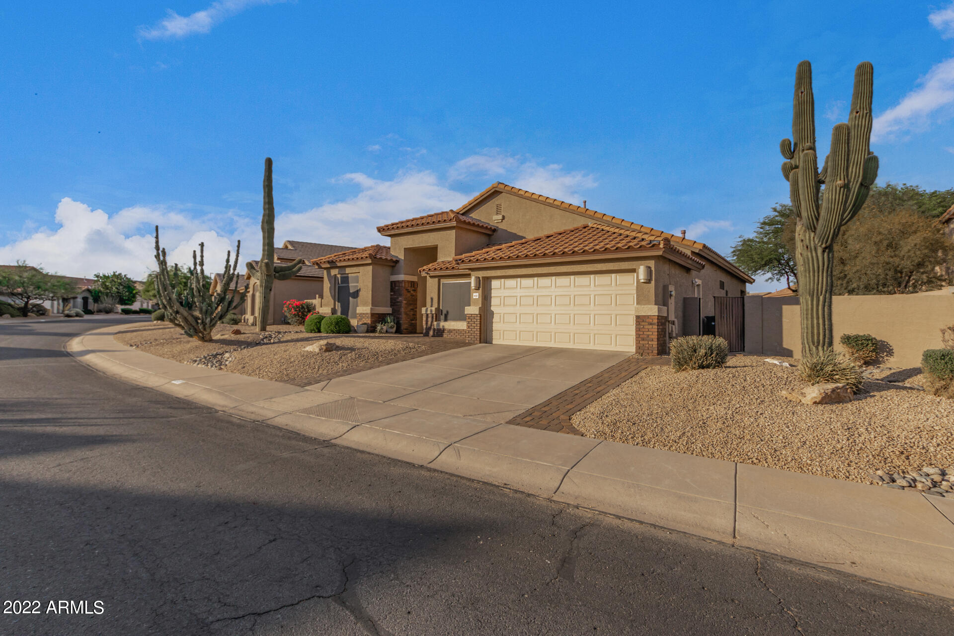 4502 East Swilling Road Phoenix, AZ 85050 - Photo 8 of 83 8 - Swilling