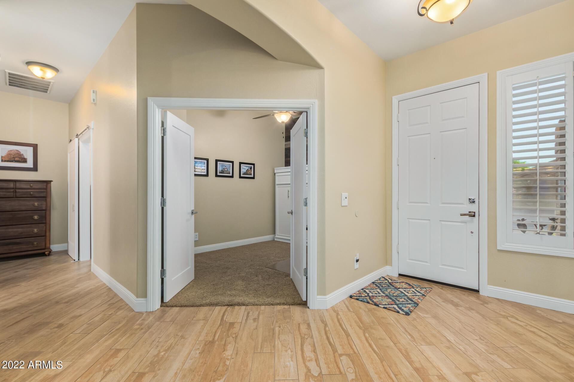 4502 East Swilling Road Phoenix, AZ 85050 - Photo 10 of 83 10 - Swilling