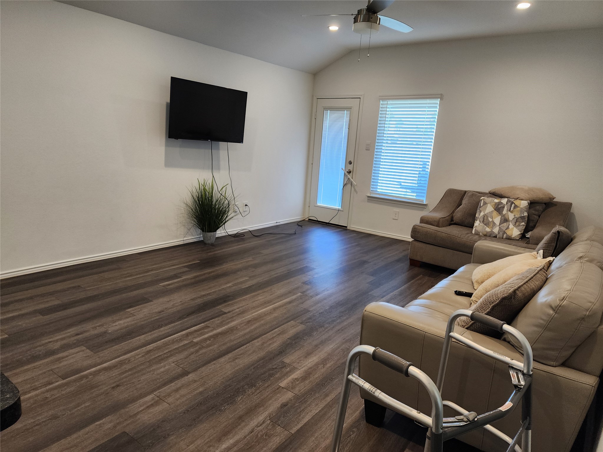 5203 Mossdale Blf Lane Spring, TX 77373 - Photo 11 of 19