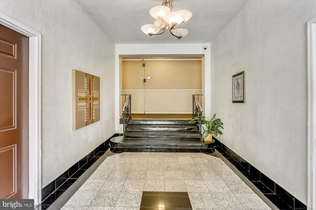 $140,000 | 116 Lee Avenue, Unit 303, Takoma Park, MD 20912