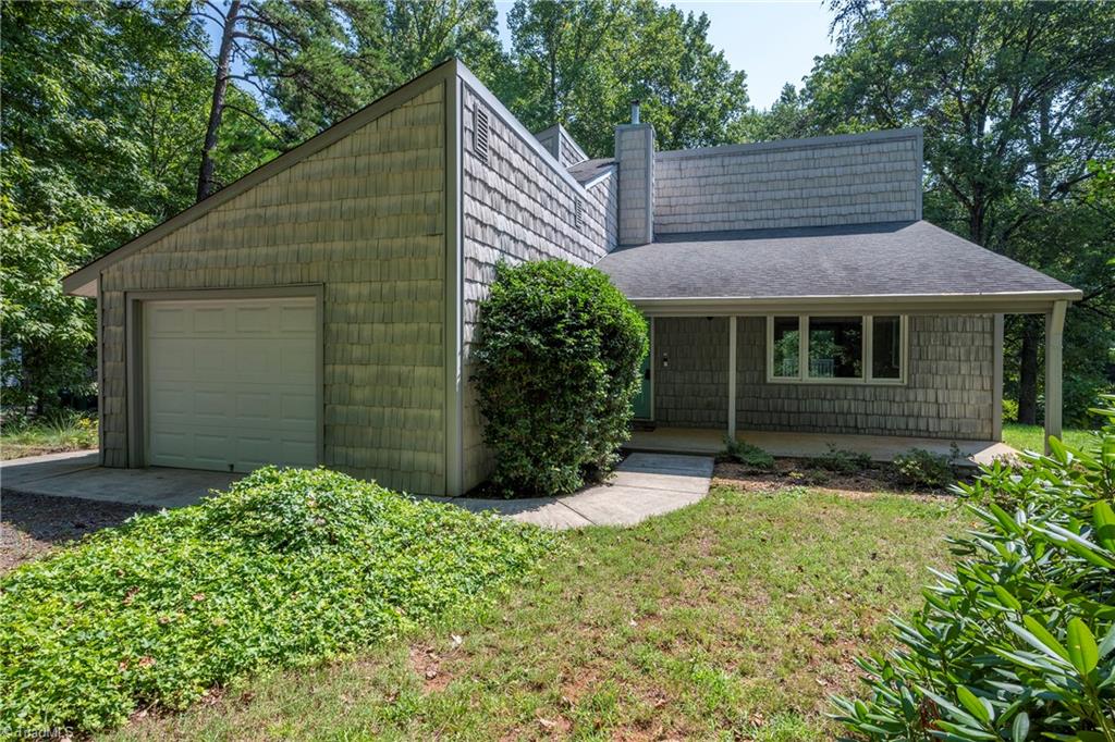6676 Styers Ferry Road Clemmons, NC 27012 - Photo 2 of 36