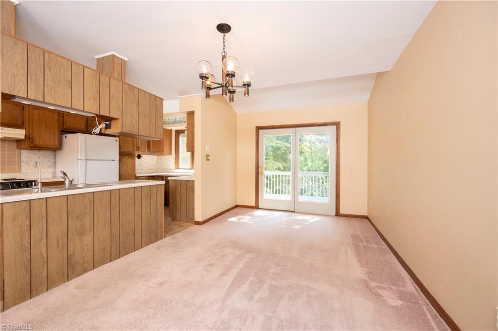 6676 Styers Ferry Road Clemmons, NC 27012 - Photo 8 of 36 Dining