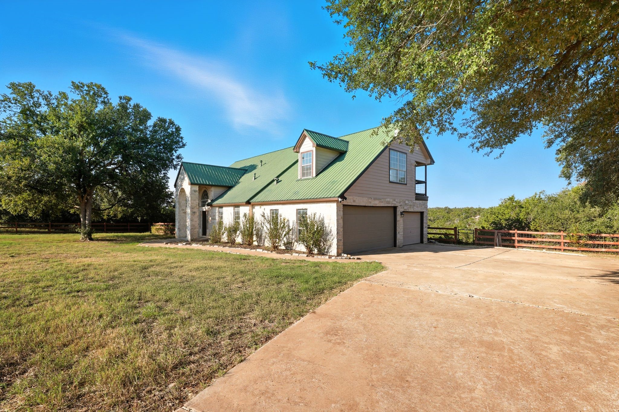 509 Stonegate Lane Dripping Springs, TX 78620 - Photo 9 of 41