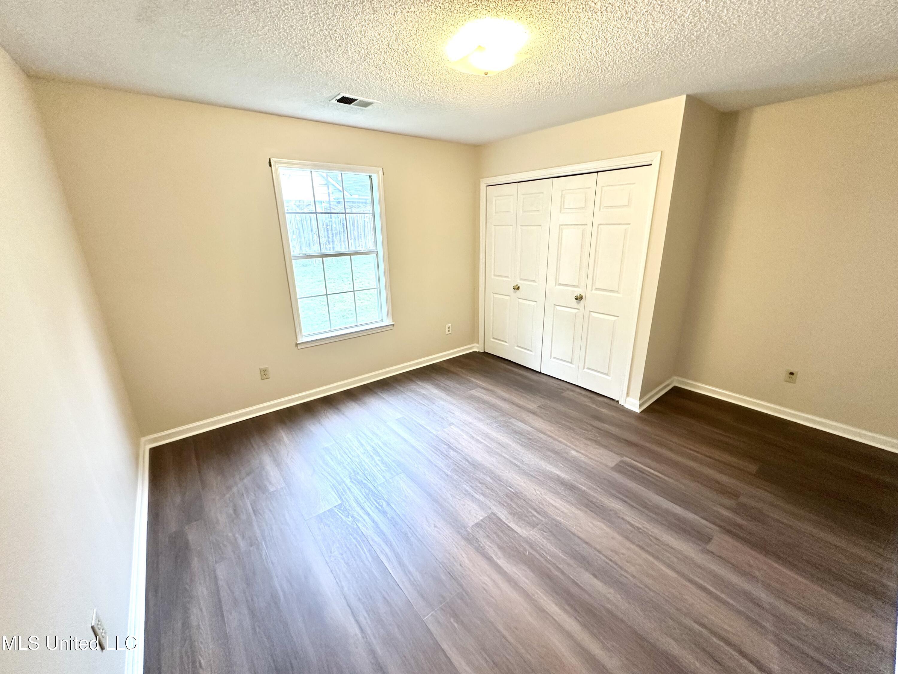 4292 Starlanding Road East Southaven, MS 38672 - Photo 17 of 23 IMG_3803