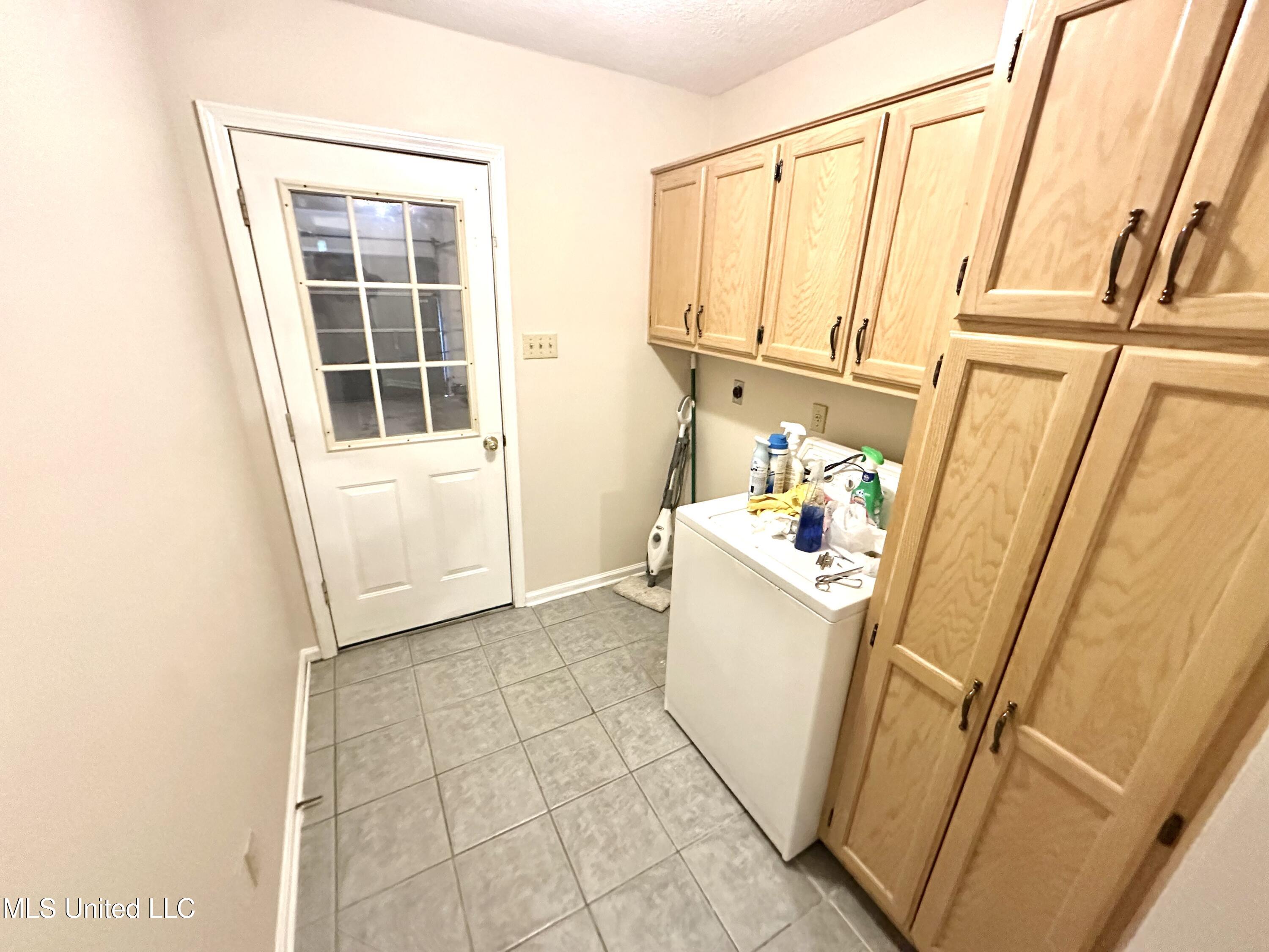 4292 Starlanding Road East Southaven, MS 38672 - Photo 19 of 23 IMG_3802