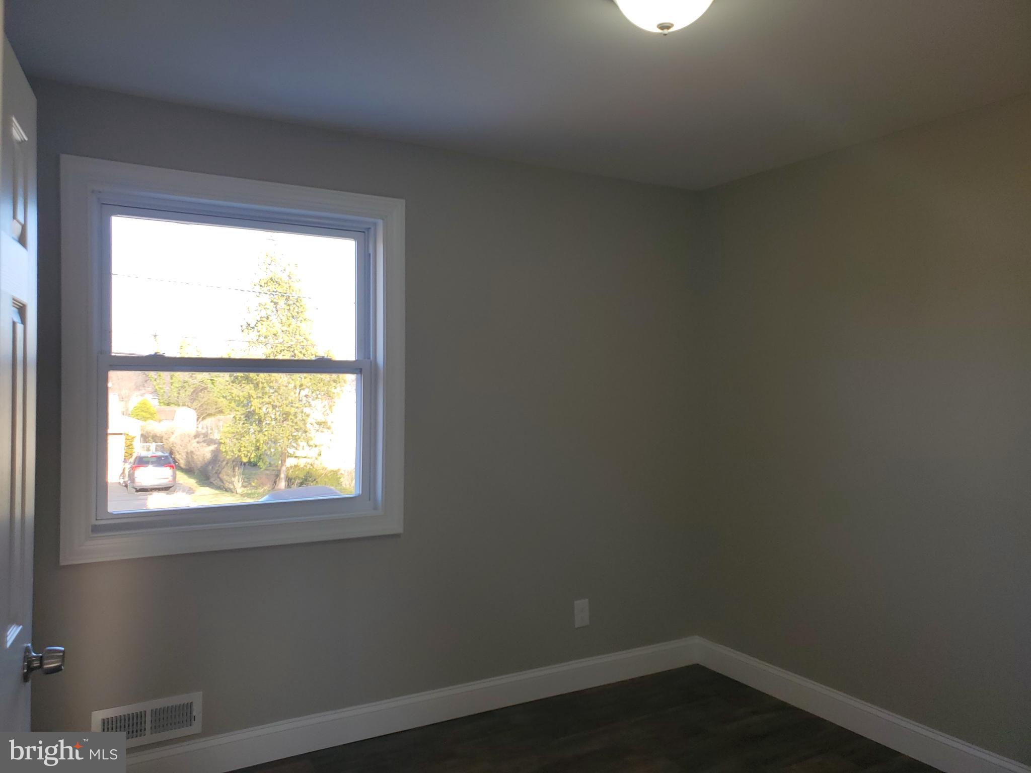 12 Lehigh Drive Delran, NJ 08075 - Photo 31 of 41