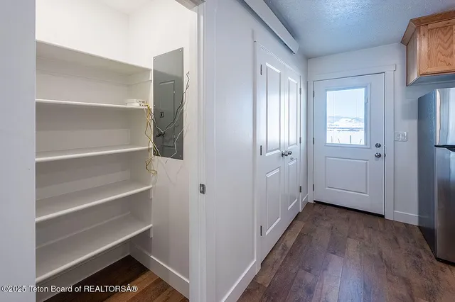 $8,800,000 | 400 Clearview Drive, Etna, WY 83118