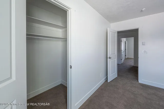 $8,800,000 | 400 Clearview Drive, Etna, WY 83118