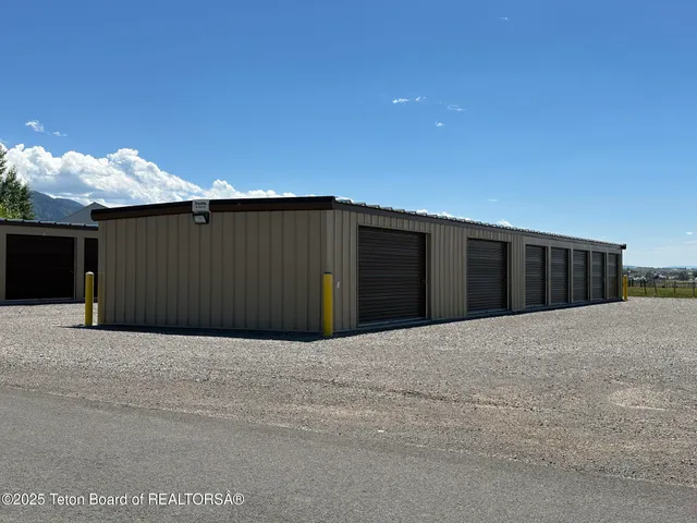 $8,800,000 | 400 Clearview Drive, Etna, WY 83118