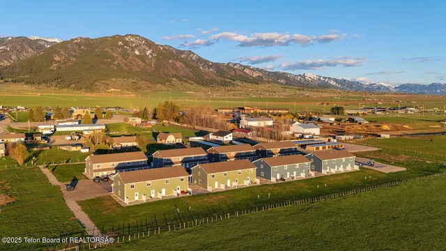 $8,800,000 | 400 Clearview Drive, Etna, WY 83118