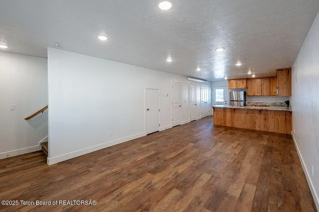 $8,800,000 | 400 Clearview Drive, Etna, WY 83118