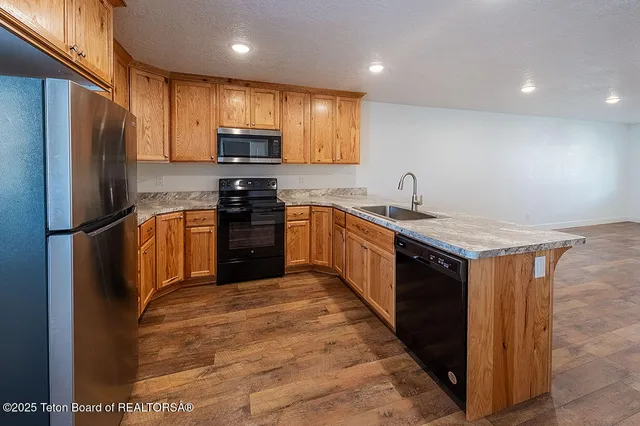 $8,800,000 | 400 Clearview Drive, Etna, WY 83118