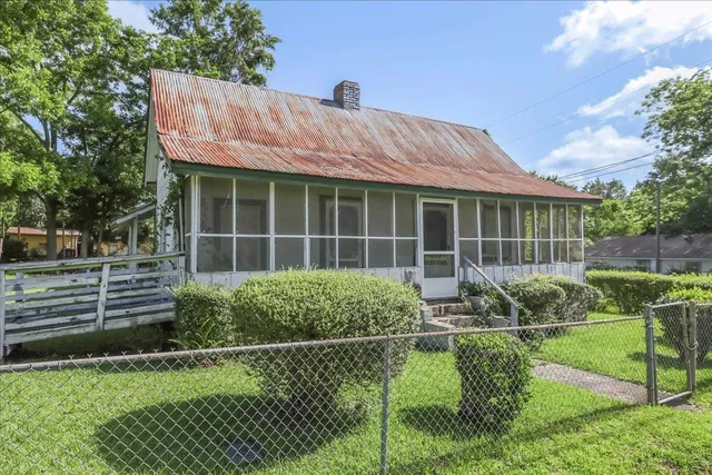 $75,000 | 143 Washington Avenue, Havana, FL 32333