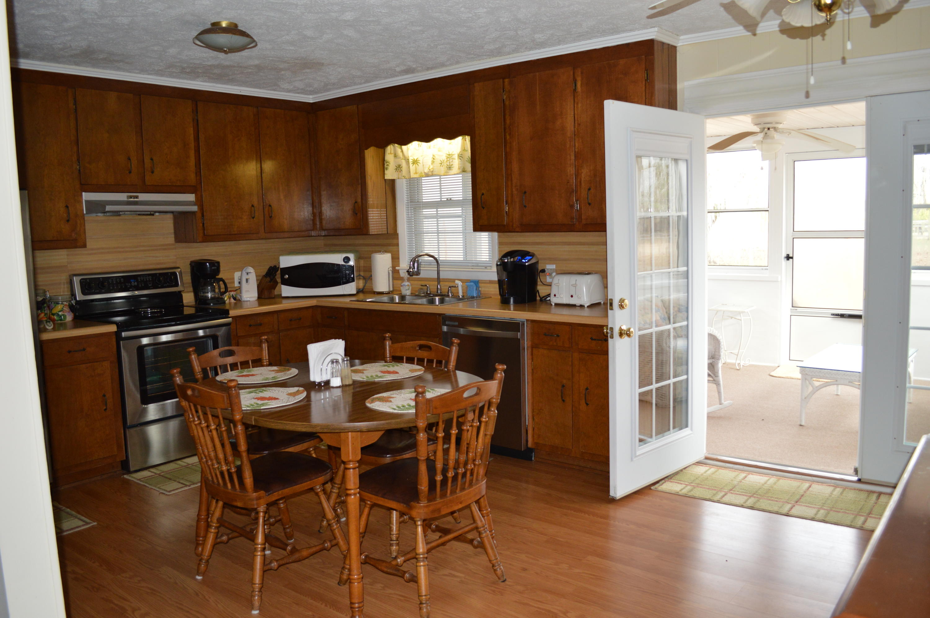1293 Thompson Road Bennettsville, SC 29512 - Photo 15 of 20 DSC_0734