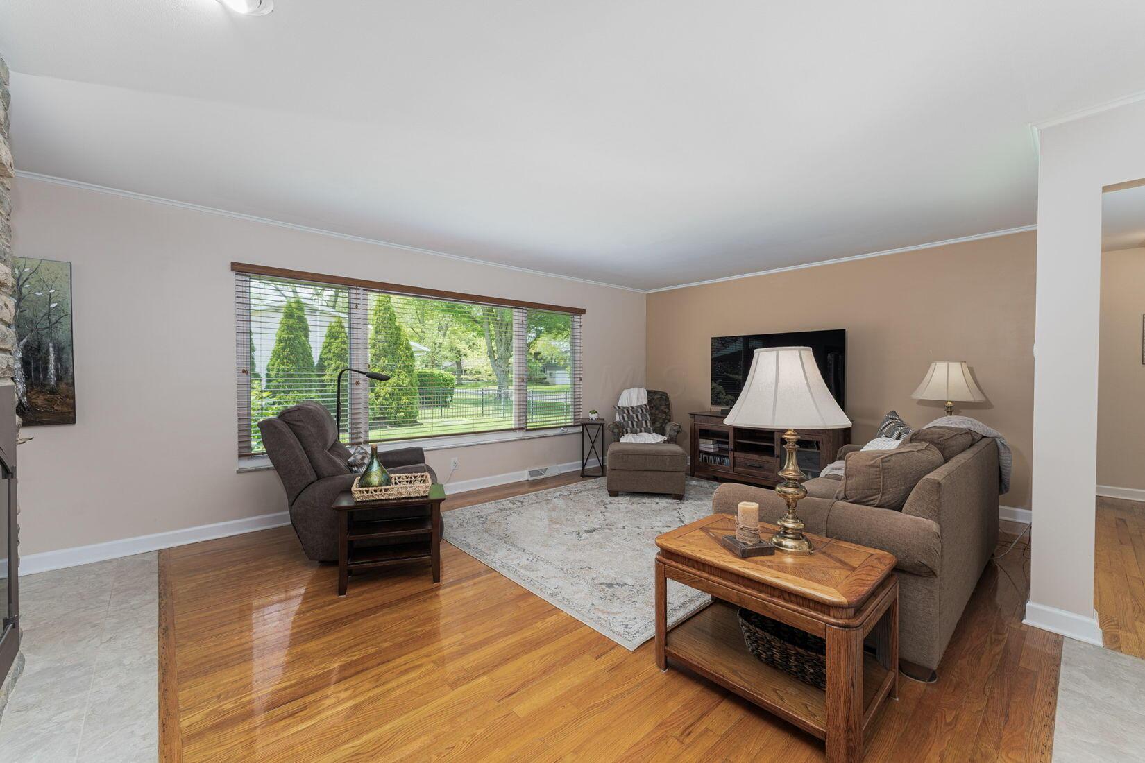 4015 Mountview Road Upper Arlington, OH 43220 - Photo 4 of 65 7-web-or-mls-Tracey Thayer - 4015 Mountv