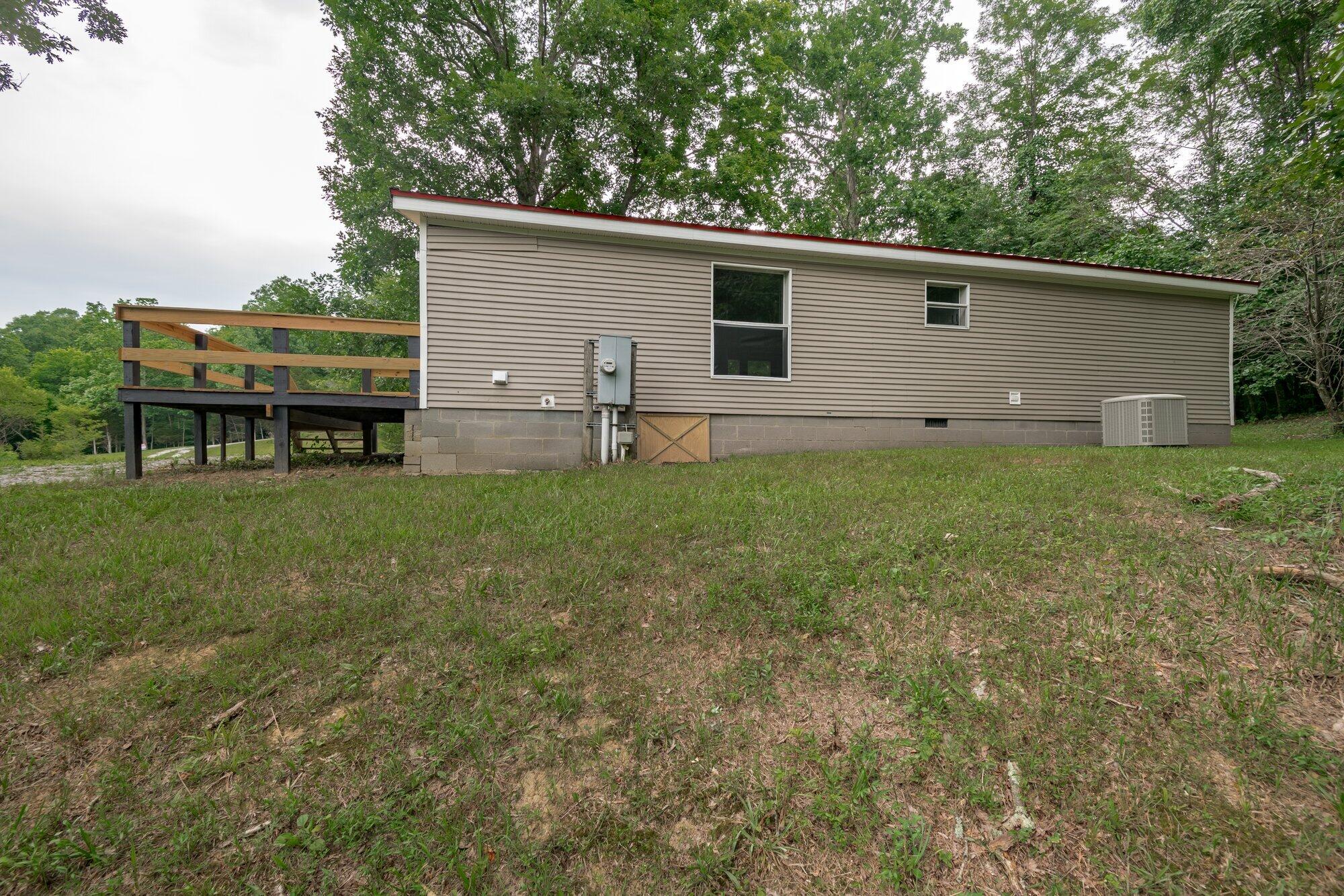 2344 Whitson Road Cynthiana, KY 41031 - Photo 28 of 39 2344_whitson_rd_7_9_24-030.jpg-SMALL