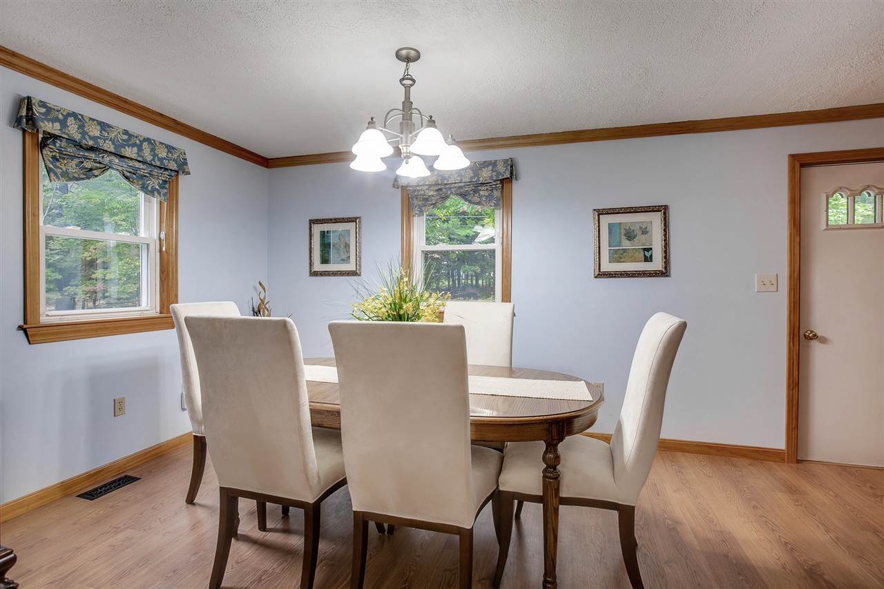 616 Bedford Road New Boston, NH 03070 - Photo 8 of 27