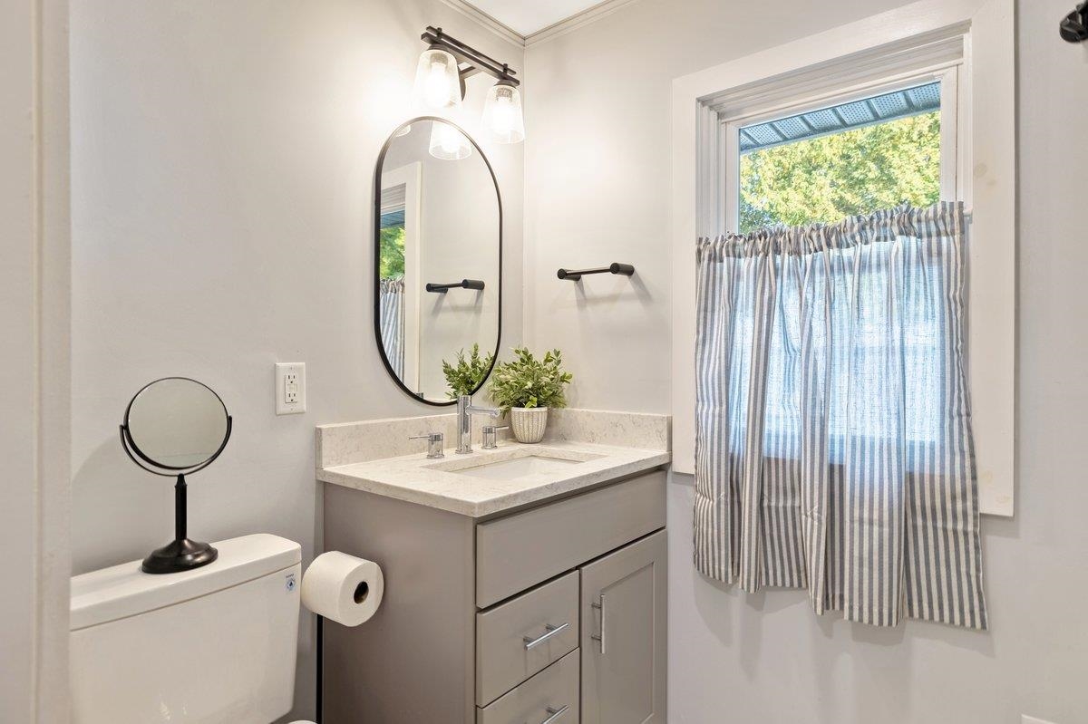 448 Jordan Point Road Isle La Motte, VT 05463 - Photo 50 of 54