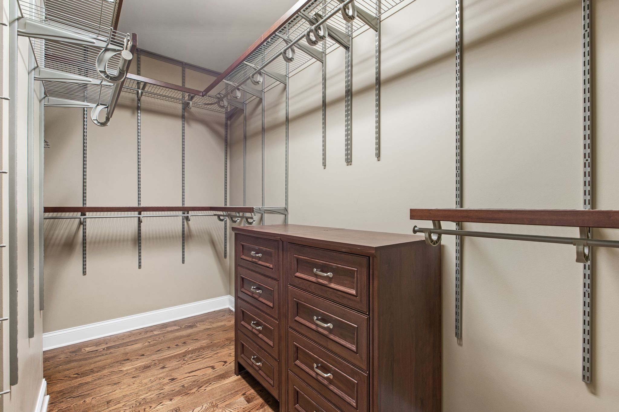 161 Chester Stevens Road Franklin, TN 37067 - Photo 19 of 37 a view of a walk in closet