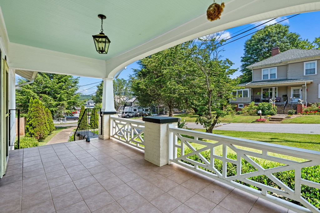 46 Dillard Street Murphy, NC 28906 - Photo 23 of 73