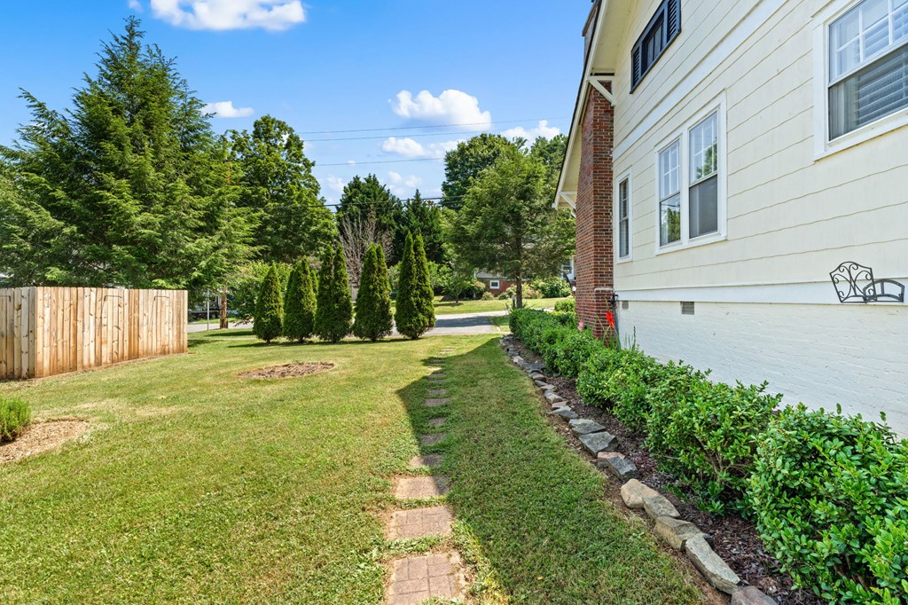 46 Dillard Street Murphy, NC 28906 - Photo 33 of 73 a view of a backyard with large trees