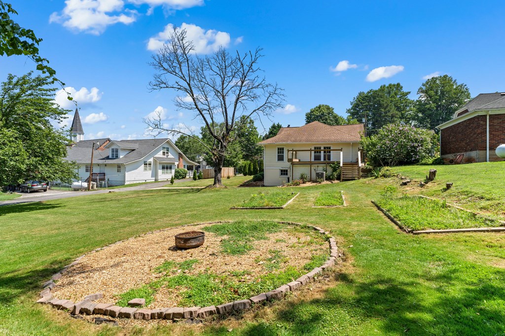 46 Dillard Street Murphy, NC 28906 - Photo 37 of 73