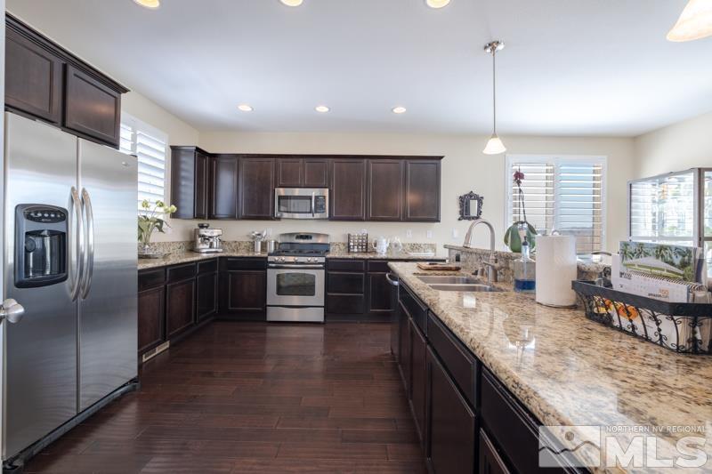255 Anselmo Drive Reno, NV 89523 - Photo 5 of 23 Photo 5
