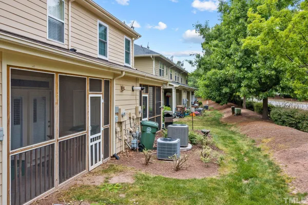 $1,895 | 236 Duck Mill Circle, Cary, NC 27519