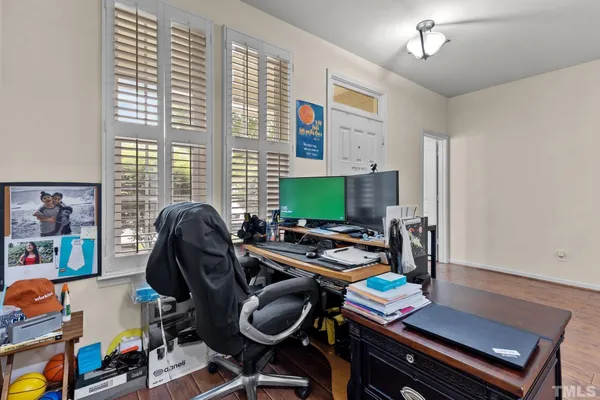 $1,895 | 236 Duck Mill Circle, Cary, NC 27519