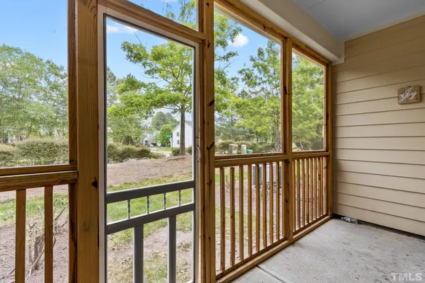 $1,895 | 236 Duck Mill Circle, Cary, NC 27519